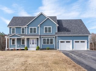 440 Mulpus Rd, Lunenburg, MA 01462