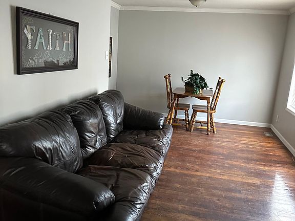 4th image of 1012 Yadkin St