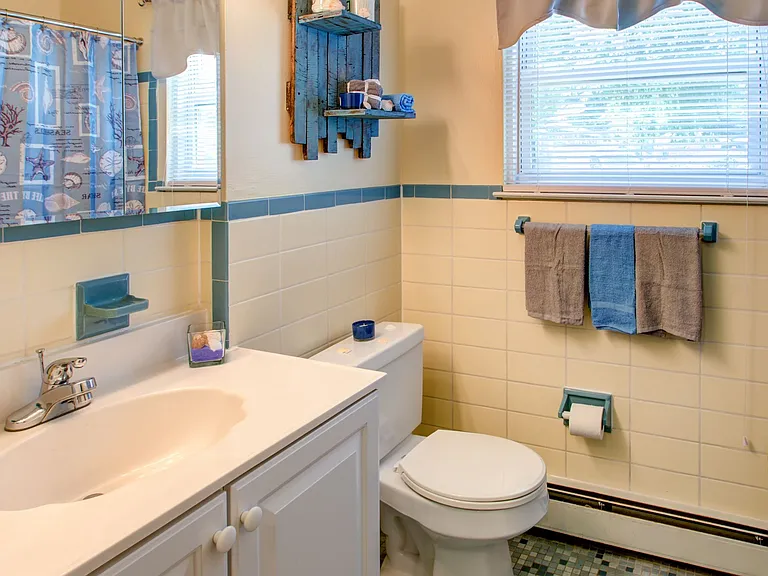 Pointe Breeze Apartments LLC — Photo 8