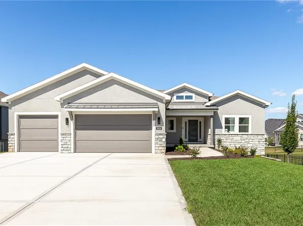 3808 W 187th St, Stilwell, KS 66085