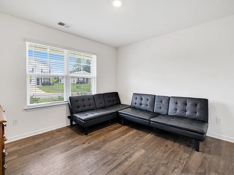 206 Venard Way — Photo 18