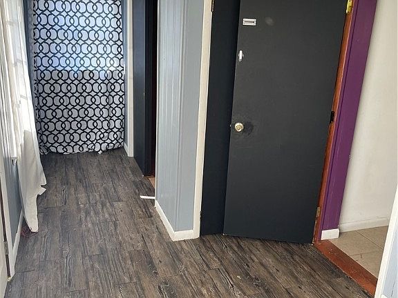 3rd image of 36229 N Riverview Dr