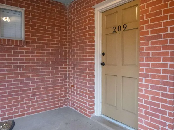 250 Little St APT B209, Athens, GA 30605