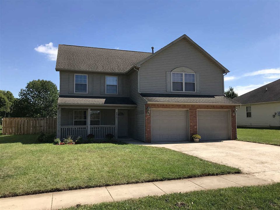 1st image of 4013 Regal Valley Dr