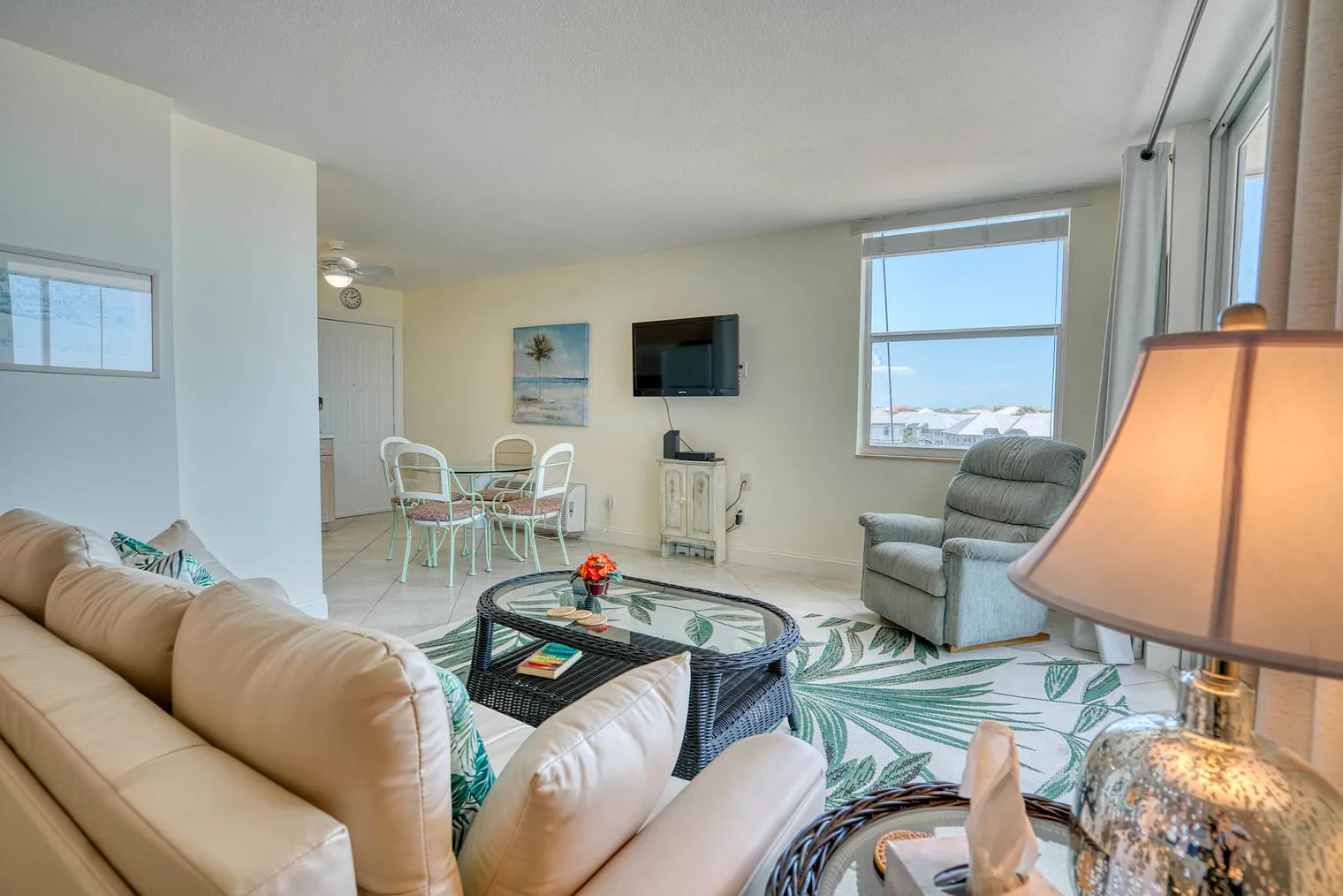 1 bed, 1.0 bath, 505 sqft, $2,720 — Photo 2