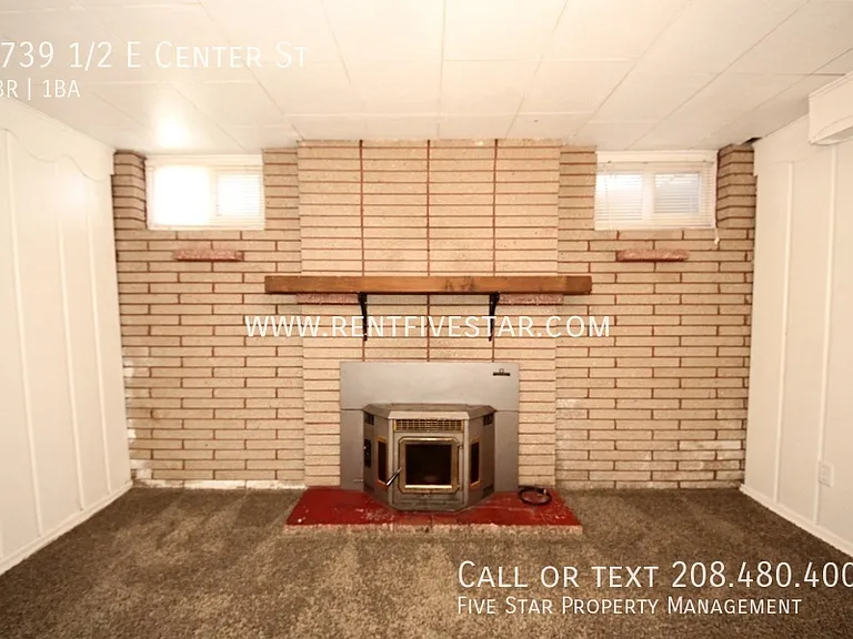 1739 1/2 E Center St — Photo 3
