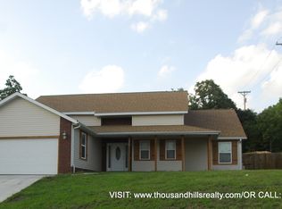 261 Pine St, Branson, MO 65616