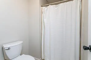 1992 N Waterfront Dr N #D — Photo 21