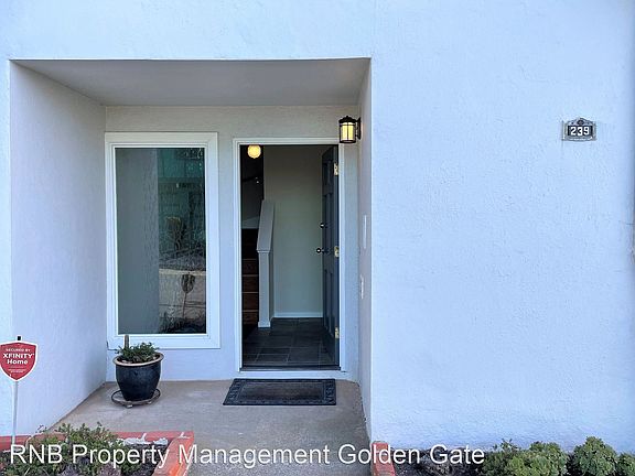 3rd image of 239 Cresta Vista Dr