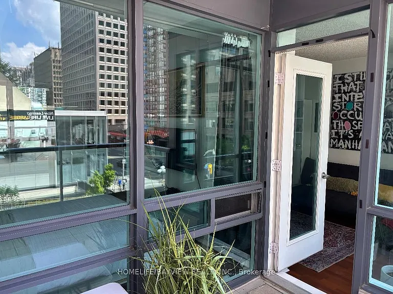 1121 Bay St #405 — Photo 13