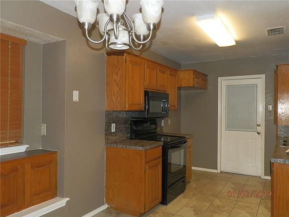 3rd image of 3826 San Roque Creek Dr