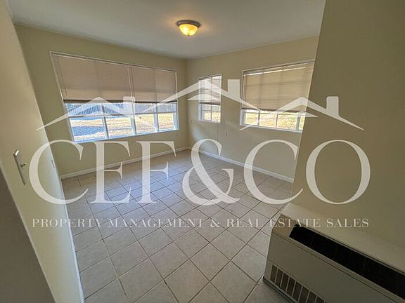 5th image of 2263 Avondale Dr