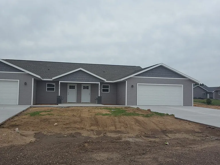 3817 Kensington Pl — Photo 5