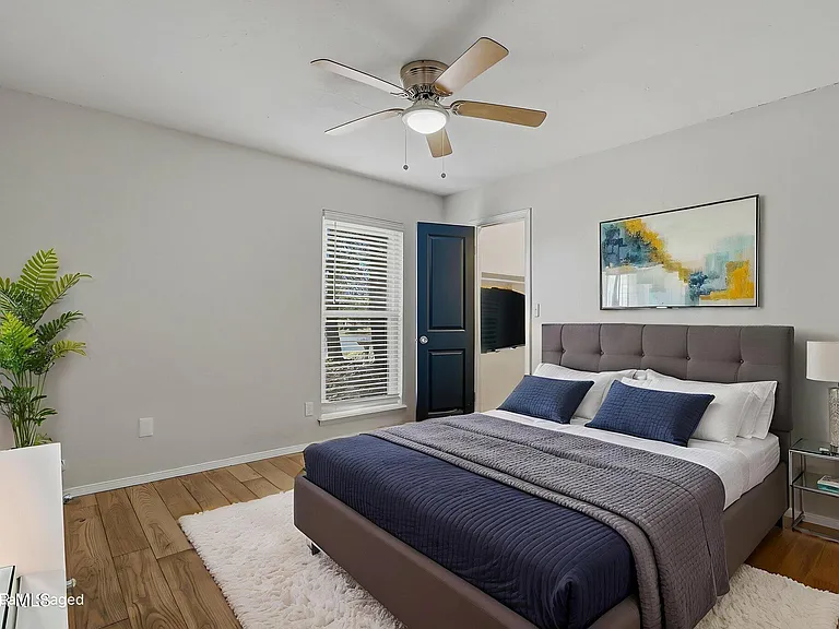 604 La Chapa Ave — Photo 13