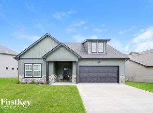 611 Alvin Rd, Clarksville, TN 37042