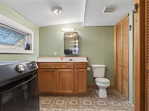 4th image of 108 Posson Hill Rd