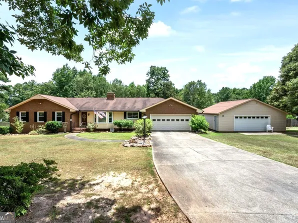 105 Barber Dr, Stockbridge, GA 30281