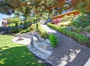 10039 51st Ave SW, Seattle, WA 98146