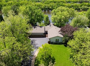 13770 Riverview Dr NW, Elk River, MN 55330