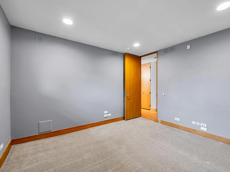 5760 Snowshoe Cir — Photo 17