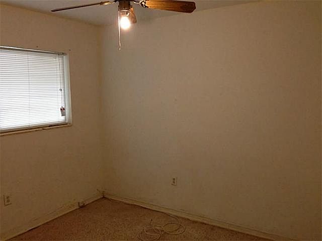 2nd image of 1020 NW 9th Ct