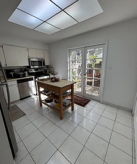 3819 W Horatio St #9 — Photo 6