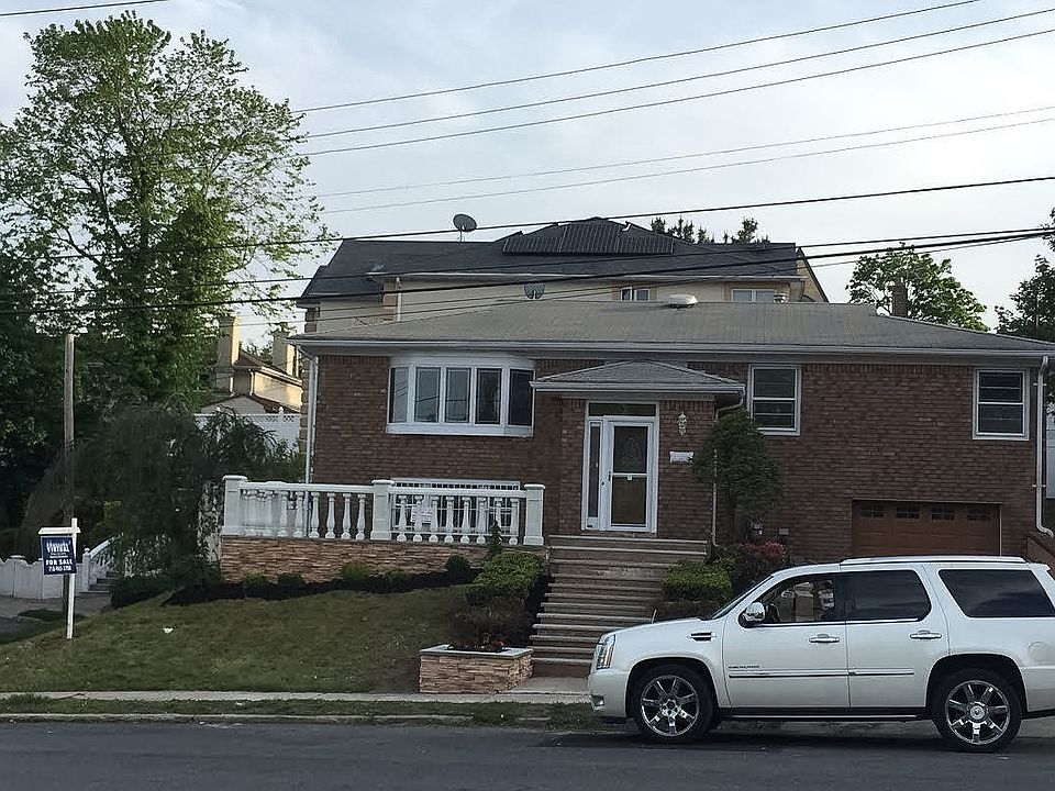 1st image of 725 Hylan Blvd