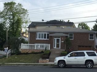 725 Hylan Blvd, Staten Island, NY 10305