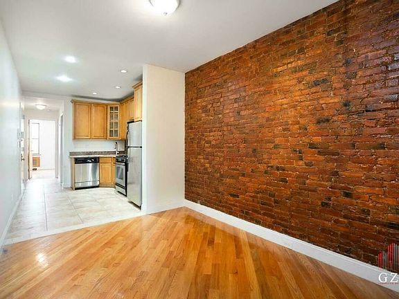 3rd image of 431 E 114th St #5