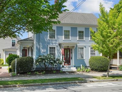 275 Hope St, Bristol, RI, 02809