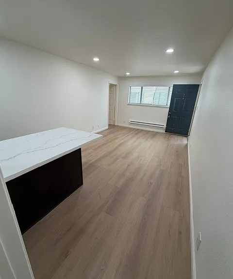 5763 Mission St #2 — Photo 6