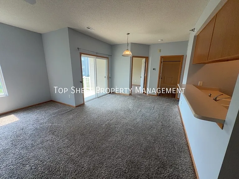 1207 NE 5th Ln #4 — Photo 3