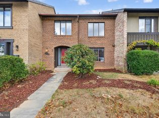 9625 Shadow Oak Dr, Gaithersburg, MD 20886