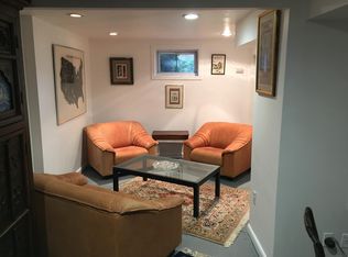 5803 Greentree Rd, Bethesda, MD 20817