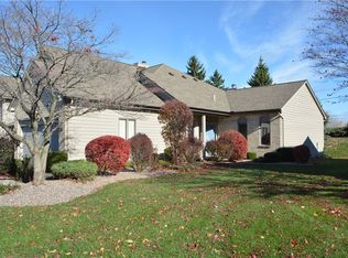 18 Wood Run Cmns #PVT, Rochester, NY 14612