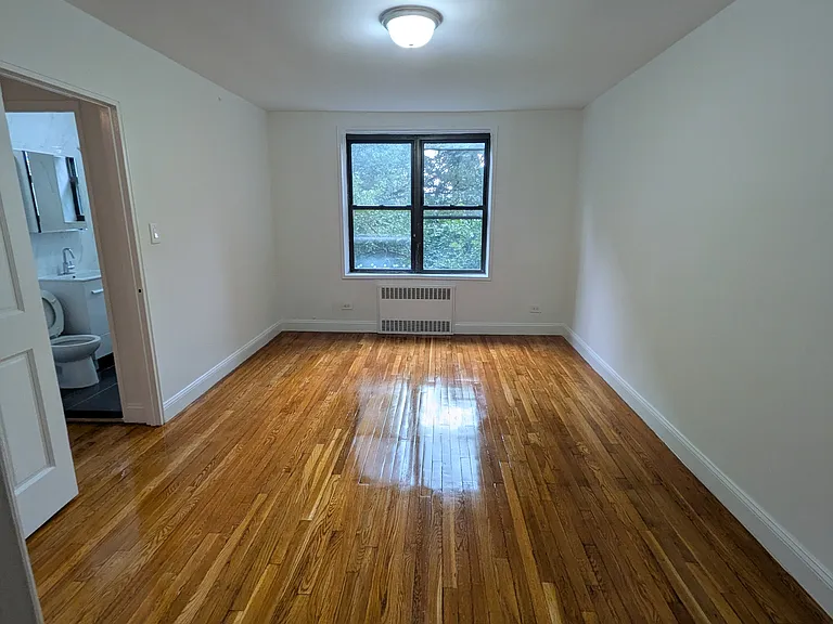 64-00 Saunders St #5K — Photo 6