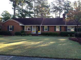 1407 Sutton Dr, Kinston, NC 28501