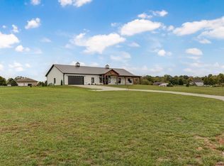 108 Brogan Ln, Sparta, MO 65753