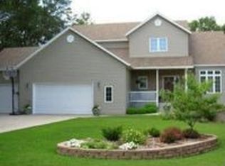 527 3rd St N, Sartell, MN 56377