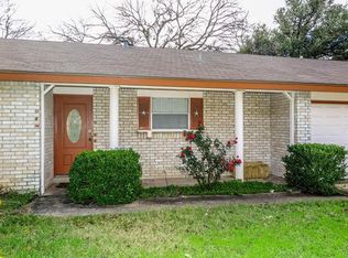 308 Golden Oaks Dr, Georgetown, TX 78628