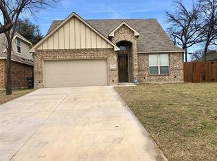 1328 California Pkwy N, Fort Worth, TX 76115