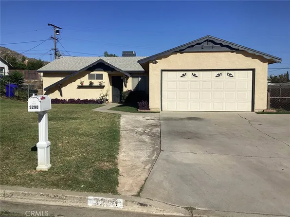 3290 Joel Dr, Riverside, CA 92509