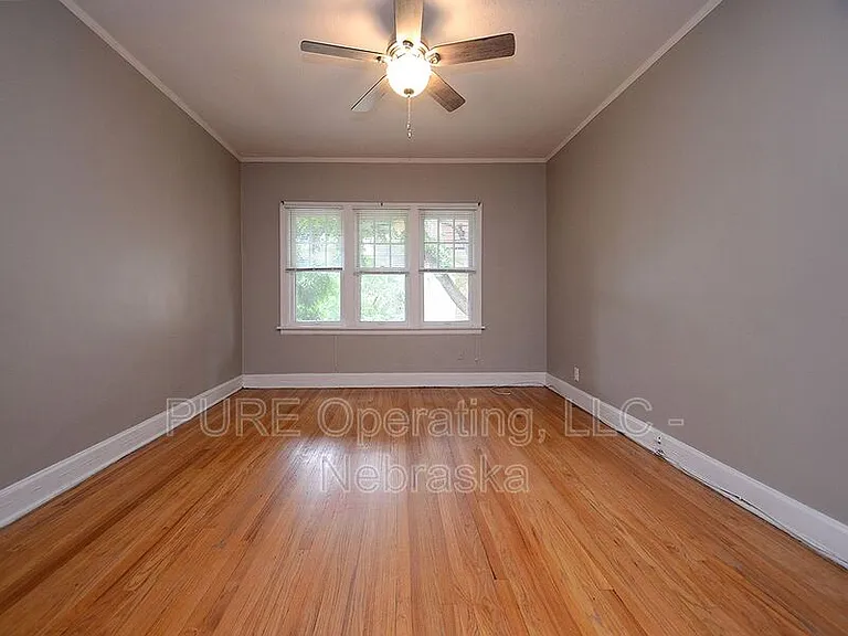 406 N 49th St #5 — Photo 20