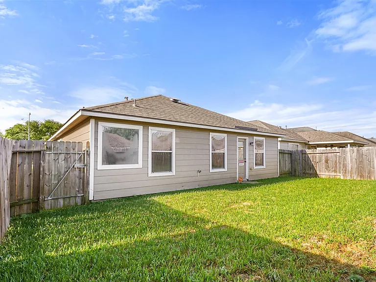 18218 Wild Orchid Dr — Photo 27