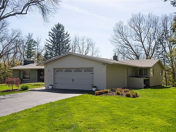 4th image of 57 Hickory Ridge Rd
