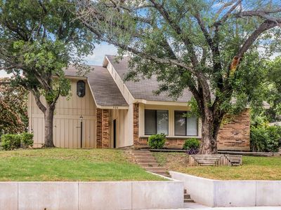 725 Holly Oak Dr, Lewisville, TX, 75067