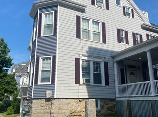 319 Union St #1S, New Bedford, MA 02740
