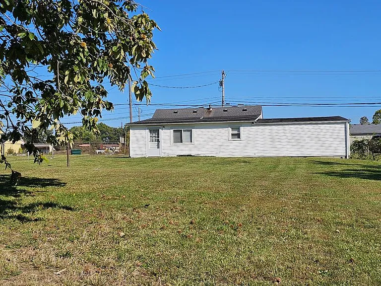 4165 S Wilson Rd — Photo 2