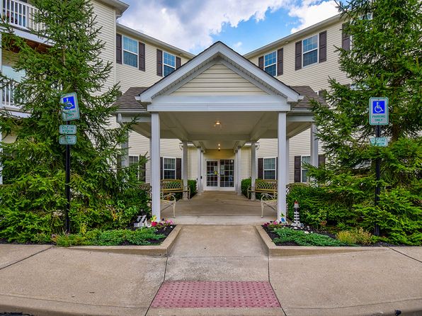315 Colegate Dr #202