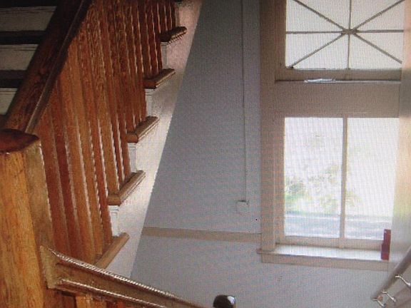 4th image of 536 North Ave #15